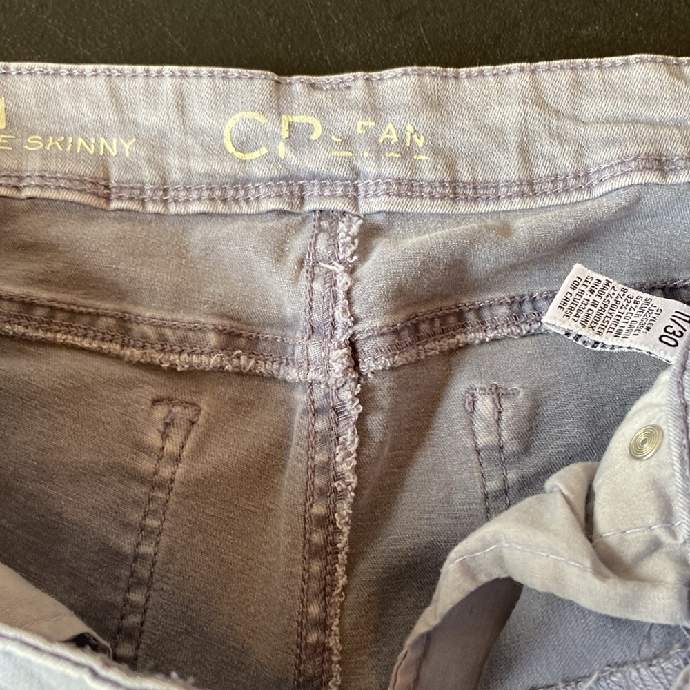 Celebrity Pink Jeans, Size:11 (30), In the Color Gray, Frayed Hem, Skinny ankle - Picture 6 of 12